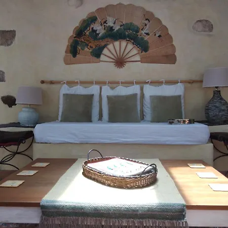 El Perinque Villa Femes