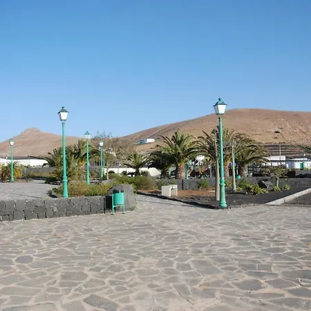 El Perinque Villa Femes